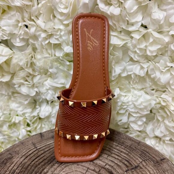 Bronze Sandal with Bronze Detailing - Picture 1 of 1